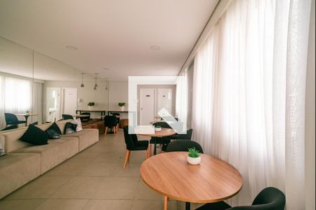 Apartamento para alugar com 50m², 2 quartos e sem vagaÁrea comum - Salão de festas