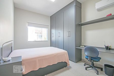 Casa à venda com 210m², 3 quartos e 2 vagasQuarto 1