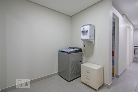 Casa à venda com 210m², 3 quartos e 2 vagasLavanderia