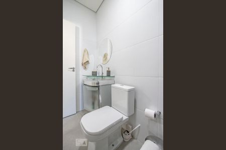 Casa à venda com 210m², 3 quartos e 2 vagasBanheiro da Suite