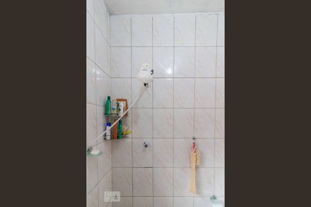 Casa à venda com 120m², 2 quartos e sem vaga Casa à venda com 120m², 2 quartos e sem vagaBanheiro