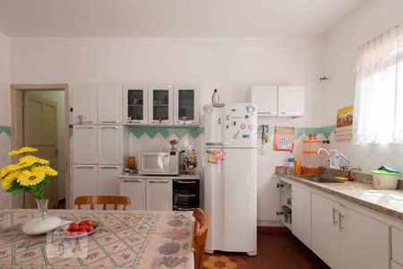 Casa à venda com 120m², 2 quartos e sem vaga Casa à venda com 120m², 2 quartos e sem vagaCozinha