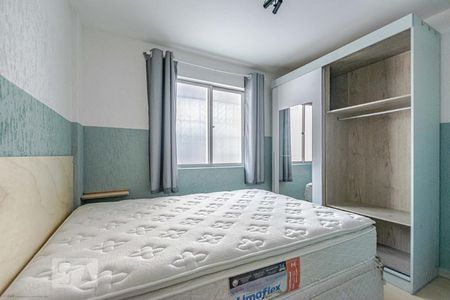 Quarto de kitnet/studio para alugar com 1 quarto, 28m² em São Francisco, Curitiba