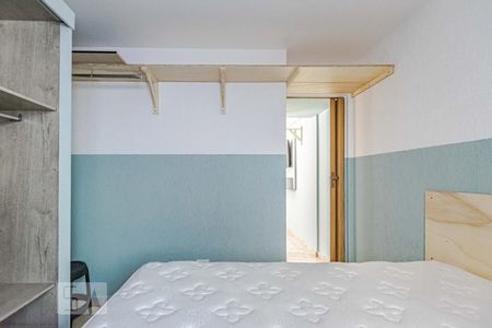 Quarto de kitnet/studio para alugar com 1 quarto, 28m² em São Francisco, Curitiba