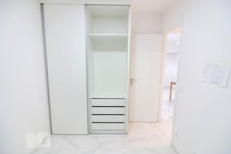 Quarto 1 de apartamento para alugar com 2 quartos, 50m² em Vila Butantã, São Paulo