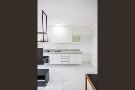 Cozinha de apartamento para alugar com 2 quartos, 50m² em Vila Butantã, São Paulo