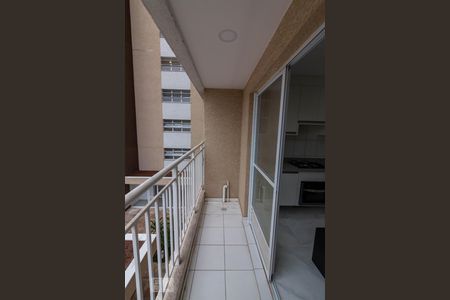 varanda de apartamento para alugar com 2 quartos, 50m² em Vila Butantã, São Paulo