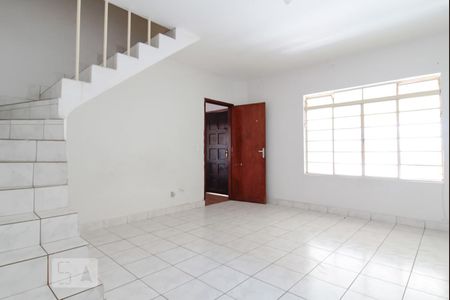 Sala 1 de casa à venda com 2 quartos, 130m² em Limoeiro, São Paulo