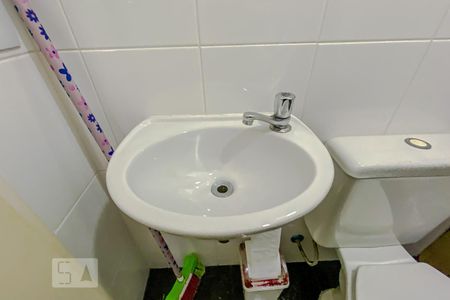 Apartamento à venda com 105m², 3 quartos e 3 vagasDetalhe Banheiro de Serviço