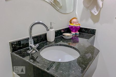 Apartamento à venda com 105m², 3 quartos e 3 vagasDetalhe Lavabo