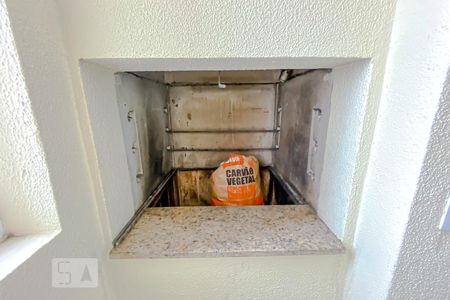 Apartamento à venda com 105m², 3 quartos e 3 vagasChurrasqueira