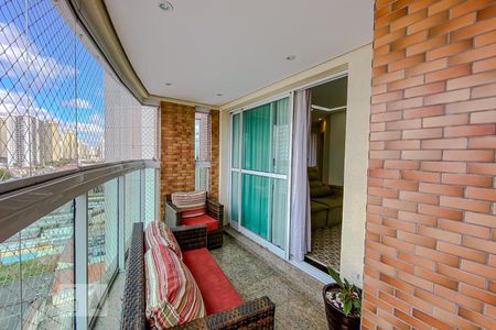 Apartamento à venda com 105m², 3 quartos e 3 vagasVaranda