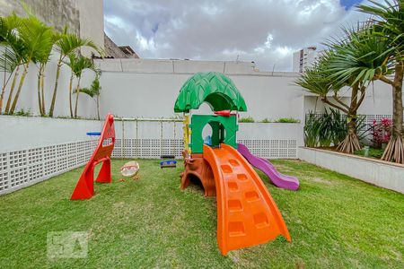 Apartamento à venda com 105m², 3 quartos e 3 vagasÁrea Comum - Playground