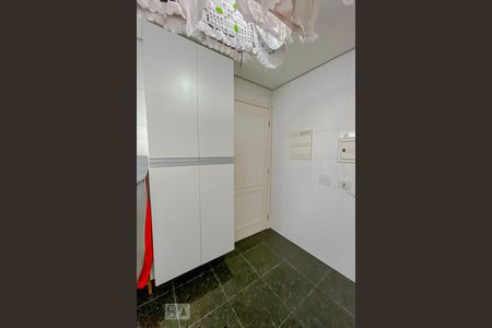 Apartamento à venda com 105m², 3 quartos e 3 vagasLavanderia
