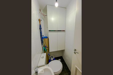 Apartamento à venda com 105m², 3 quartos e 3 vagasBanheiro de Serviço