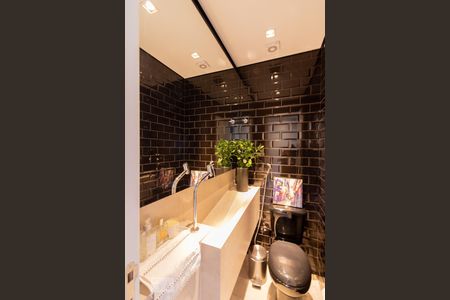 Apartamento para alugar com 112m², 2 quartos e 2 vagasLavabo