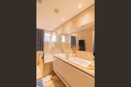 Apartamento para alugar com 112m², 2 quartos e 2 vagasBanheiro Suíte 1