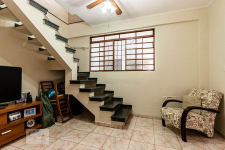 Sala  de casa à venda com 4 quartos, 300m² em Vila Dalila, São Paulo