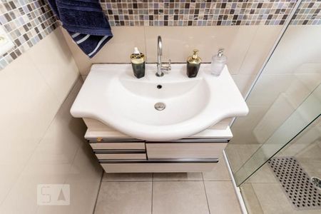 Casa à venda com 300m², 4 quartos e 3 vagasBanheiro 