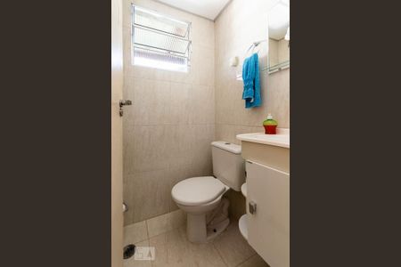 Casa à venda com 300m², 4 quartos e 3 vagasBanheiro escritório 