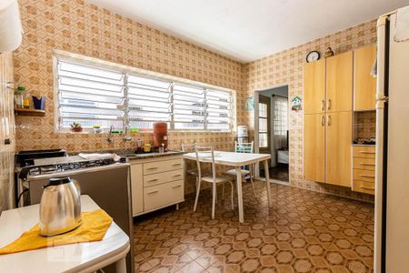 Casa à venda com 300m², 4 quartos e 3 vagasCozinha