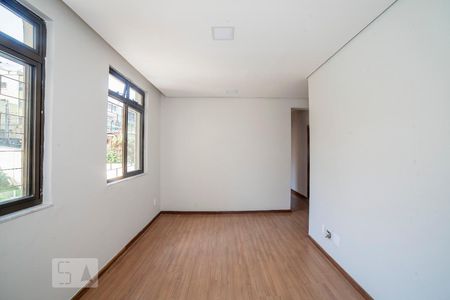 Apartamento para alugar com 70m², 3 quartos e 1 vagaSala