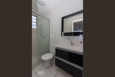 Apartamento para alugar com 62m², 2 quartos e 1 vaga Apartamento para alugar com 62m², 2 quartos e 1 vagaBanheiro da Suíte