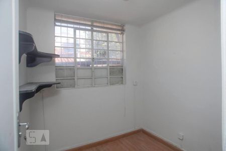 Quarto de casa para alugar com 2 quartos, 100m² em Cidade Jardim, Belo Horizonte