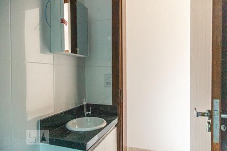 Apartamento para alugar com 40m², 2 quartos e 1 vaga Apartamento para alugar com 40m², 2 quartos e 1 vagaBanheiro