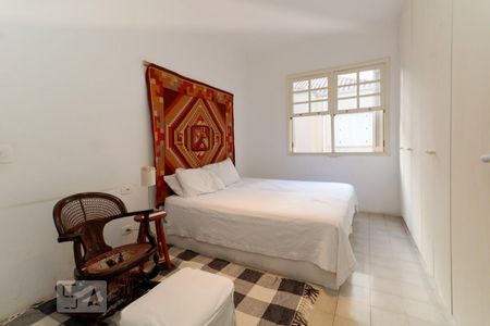 Apartamento à venda com 85m², 1 quarto e sem vagaSuíte