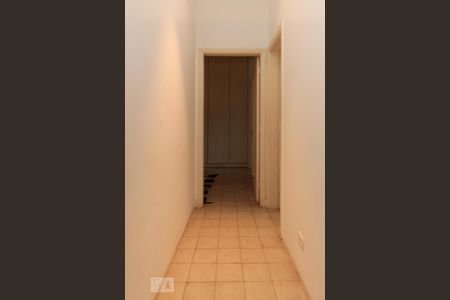 Apartamento à venda com 85m², 1 quarto e sem vagaCorredor