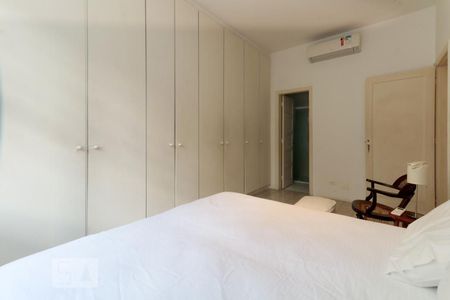 Apartamento à venda com 85m², 1 quarto e sem vagaSuíte