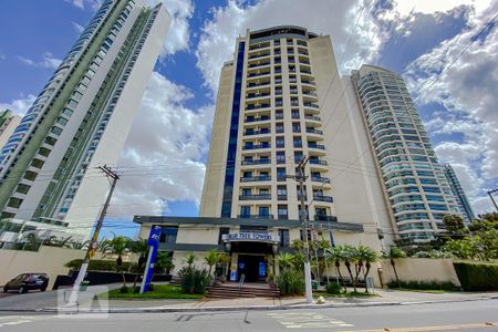 Apartamento à venda com 36m², 1 quarto e 1 vagaFachada