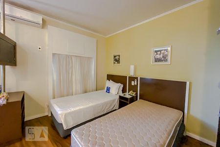 Quarto e Sala de apartamento à venda com 1 quarto, 36m² em Vila Regente Feijó, São Paulo