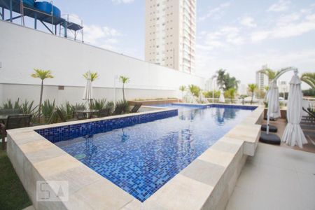 Apartamento para alugar com 70m², 2 quartos e 2 vagasPiscina