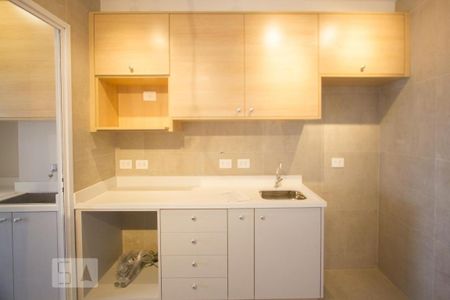 Apartamento para alugar com 70m², 2 quartos e 2 vagasCozinha
