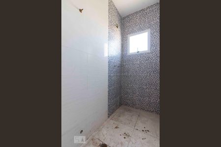 Banheiro Suite 1 de casa de condomínio à venda com 2 quartos, 82m² em Itaquera, São Paulo
