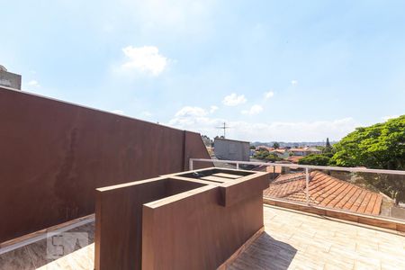 Casa para alugar com 250m², 3 quartos e 3 vagas Casa para alugar com 250m², 3 quartos e 3 vagasTerraço