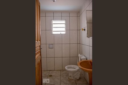 Casa para alugar com 86m², 2 quartos e sem vaga Casa para alugar com 86m², 2 quartos e sem vagaBanheiro