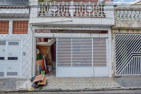 Casa para alugar com 86m², 2 quartos e sem vaga Casa para alugar com 86m², 2 quartos e sem vagaFachada