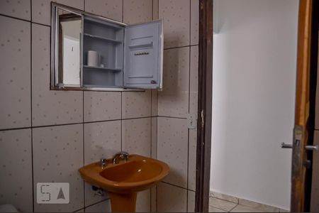 Casa para alugar com 86m², 2 quartos e sem vaga Casa para alugar com 86m², 2 quartos e sem vagaBanheiro