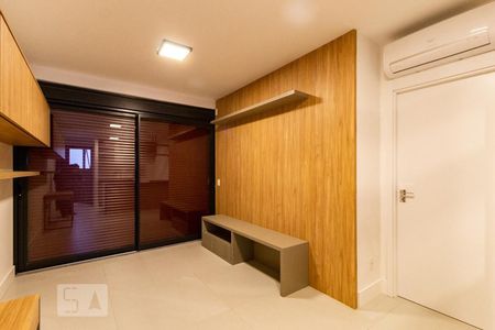 Sala de kitnet/studio à venda com 1 quarto, 50m² em Jardim das Bandeiras, São Paulo