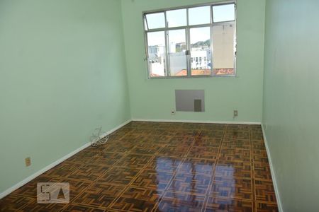 Quarto 1 de apartamento à venda com 4 quartos, 136m² em Jardim Guanabara, Rio de Janeiro