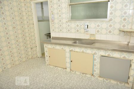 Apartamento à venda com 136m², 4 quartos e 1 vagaCozinha