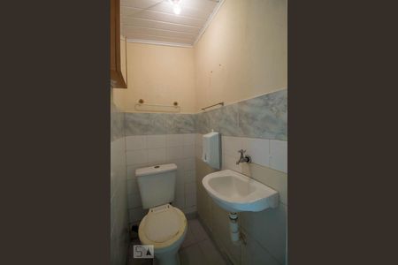 Casa à venda com 140m², 3 quartos e 2 vagasLavabo 