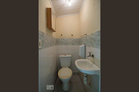 Casa à venda com 140m², 3 quartos e 2 vagasLavabo 