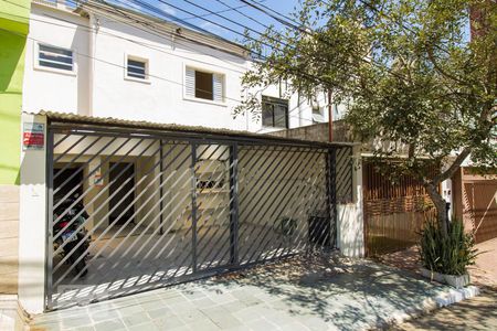 Casa à venda com 140m², 3 quartos e 2 vagasFachada