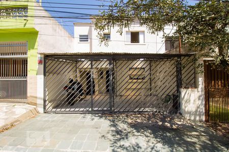 Casa à venda com 140m², 3 quartos e 2 vagasFachada