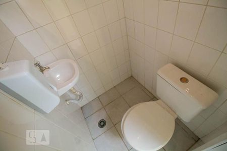 Casa à venda com 140m², 3 quartos e 2 vagasBanheiro 3