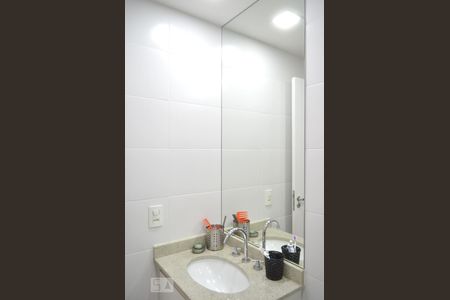 Apartamento à venda com 127m², 3 quartos e 2 vagasBanheiro da suite 3